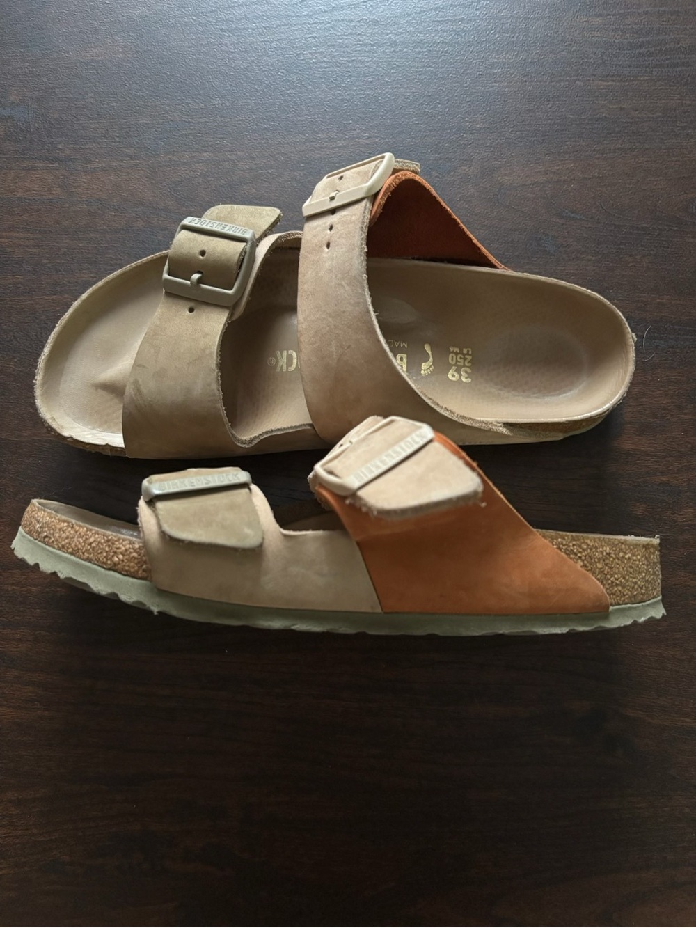 Birkenstock Arizona Sandals (8.5 Narrow)